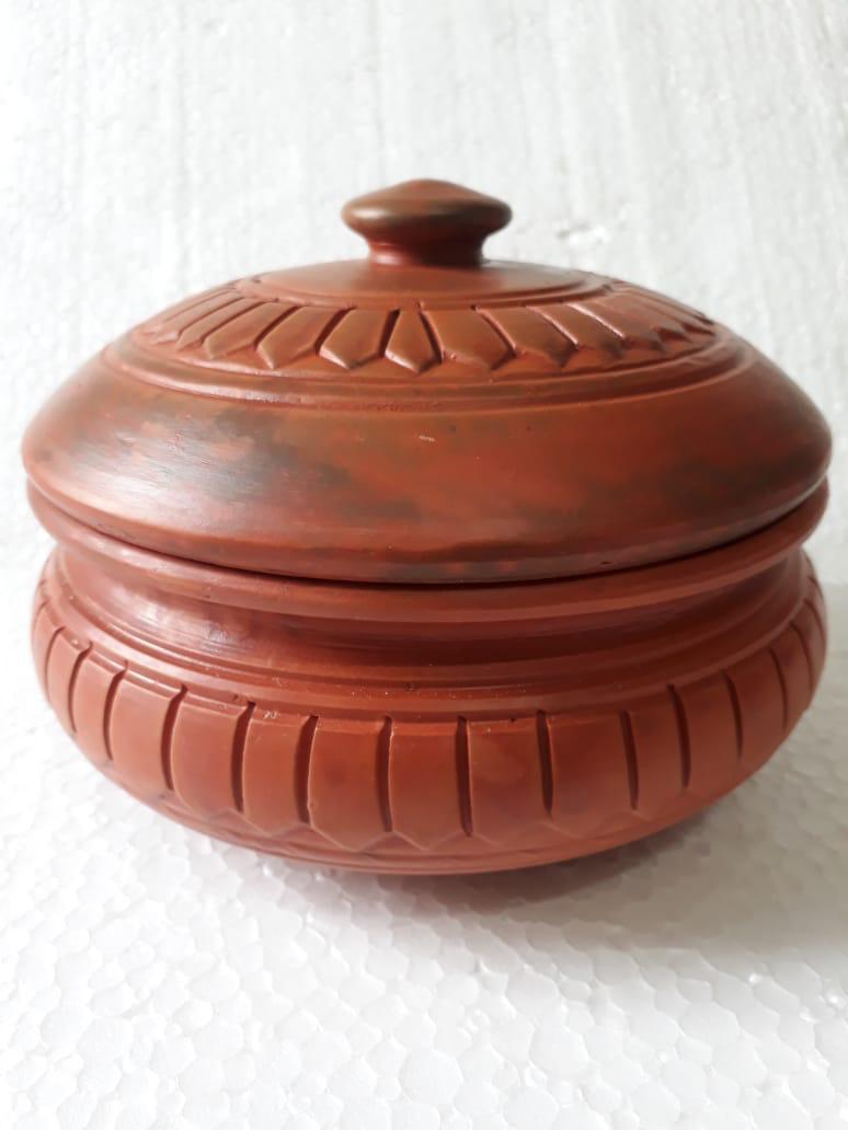 Clay Serving Pot - Image 2